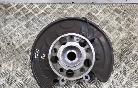 Mercedes-Benz GLC AMG Rear wheel hub