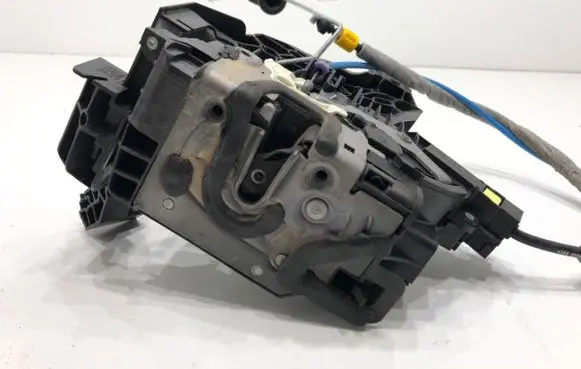 Mercedes-Benz GLE W167 Rear door lock A2220064099