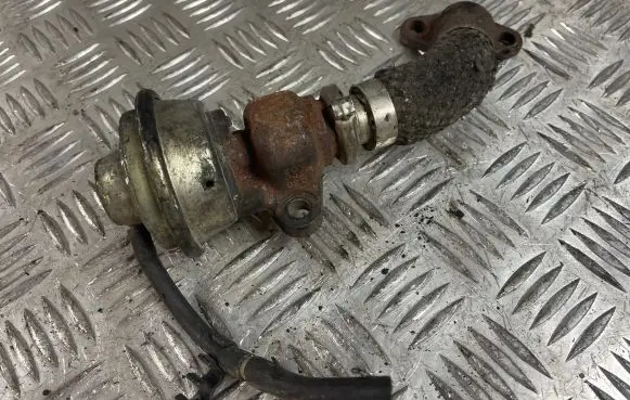 Volvo S40, V40 EGR valve