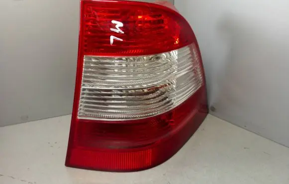 Mercedes-Benz ML W163 Rear/tail lights A1638202064