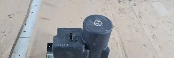Vacuum pump
