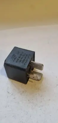 Volkswagen Sharan Other relay 7M0951253A PA66GF25