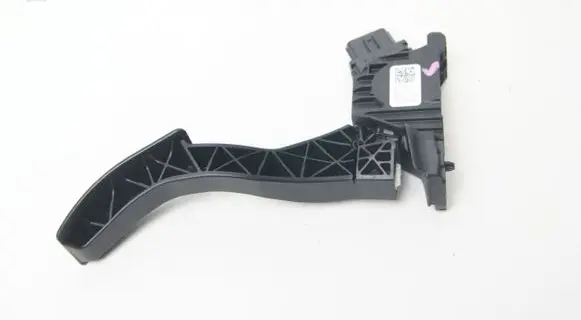 Volkswagen Golf VII Accelerator throttle pedal 5Q1723503H