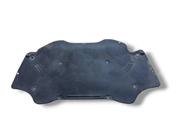 Engine bonnet/hood sound/heat insulation