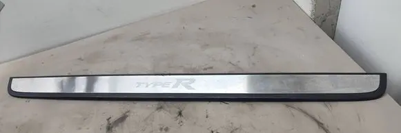 Honda Civic Side skirt front trim 84202SMRZE00220