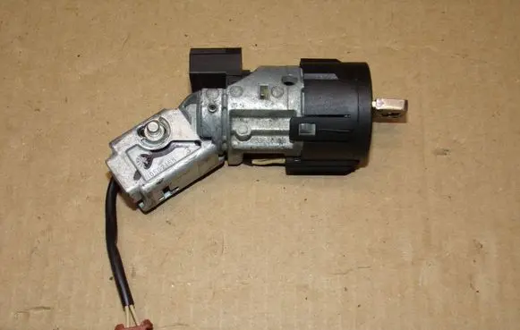 Peugeot 407 Ignition lock