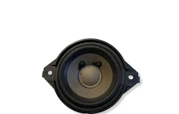 Audi Q3 8U Panel speaker 8X0035416A 3205130010