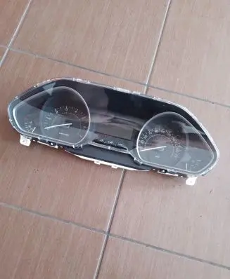 Peugeot 208 Speedometer (instrument cluster) 9825986180
