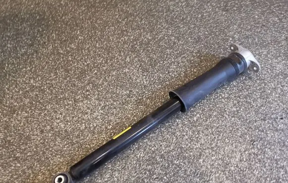 Buick Encore GX I Rear shock absorber/damper 60005110 688444822 200202030000