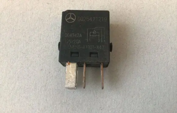 Mercedes-Benz A W169 Other relay 0025421219