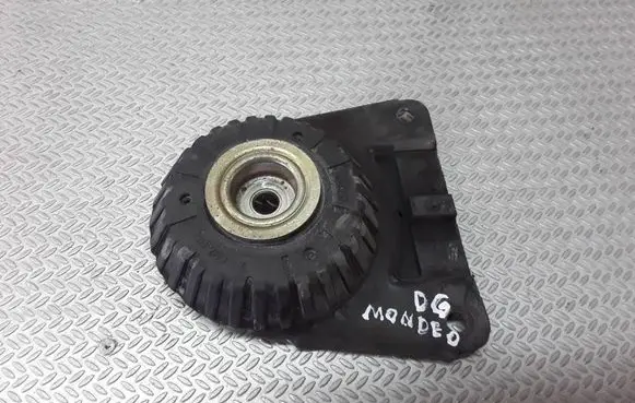 Ford Mondeo Mk III Rear coil spring rubber mount 
