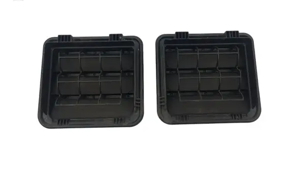 Quarter panel pressure vent