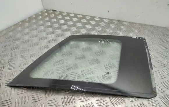 Mini Cooper Countryman R60 Rear side window