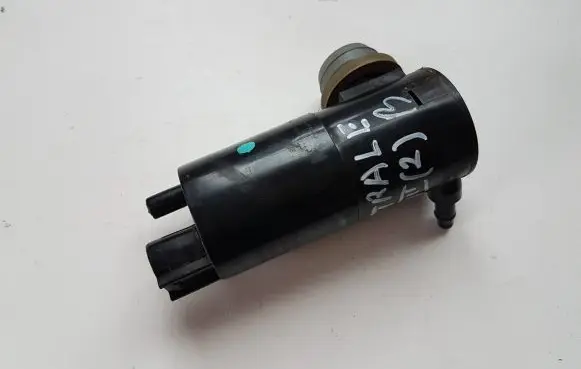 Nissan X-Trail T32 Windscreen/windshield washer pump 30612 163151