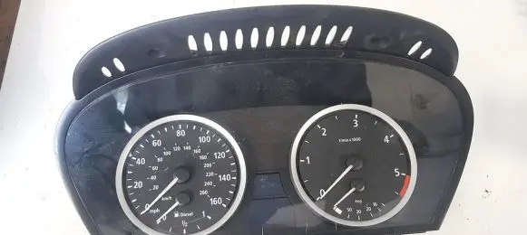 BMW 5 E60 E61 Speedometer (instrument cluster) 62119135254