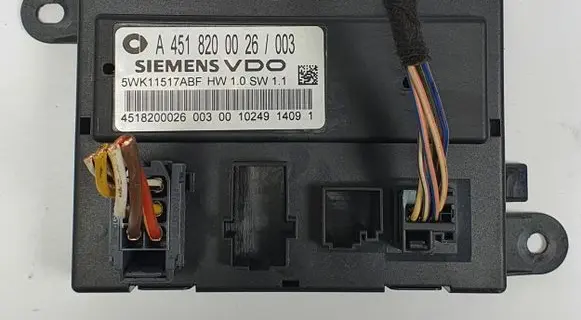 Smart ForTwo II Comfort/convenience module A4518200026
