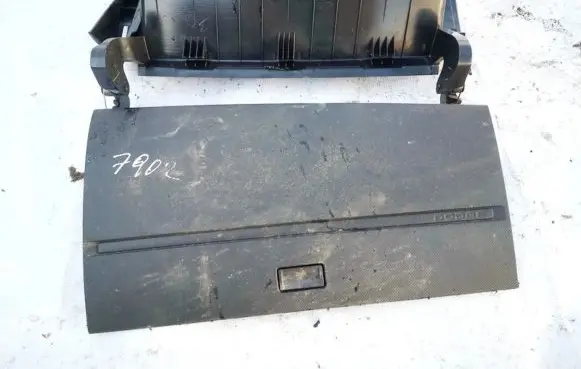 Dodge Journey Glove box pn100000709
