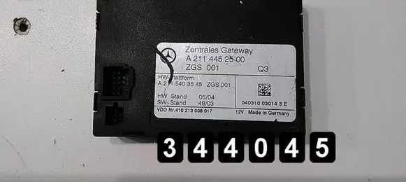 Mercedes-Benz E W211 Engine control unit/module 14452500