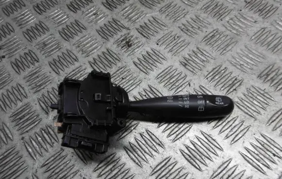 Toyota Yaris Wiper switch 173647