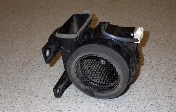 Toyota Yaris Air conditioning (A/C) fan (condenser) 