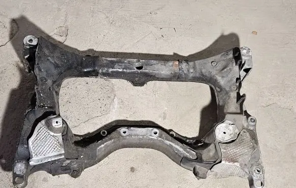 Mercedes-Benz SL R230 Front subframe 2306280157 R2306280157 A2306280157