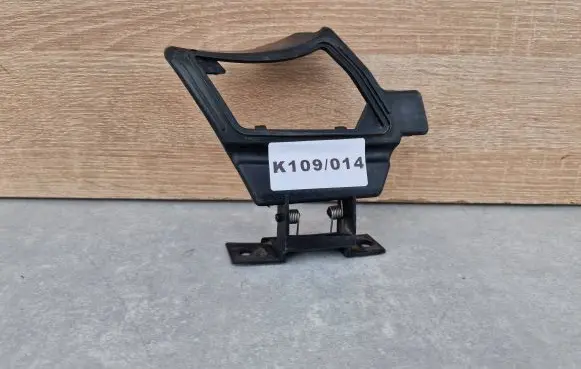 Mercedes-Benz R W251 Headlight washer nozzle holder A2518690414