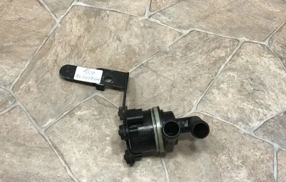 Volkswagen PASSAT B7 Electric auxiliary coolant/water pump 5N0965561A