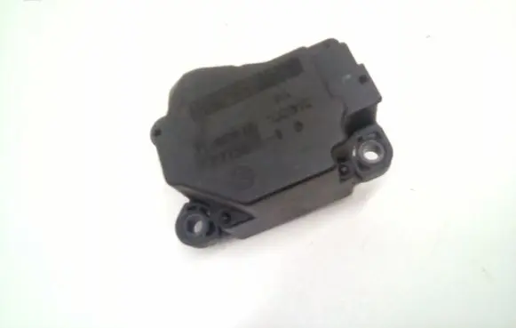 Volvo S80 Coolant heater control valve 6G9N19E616BA 100312