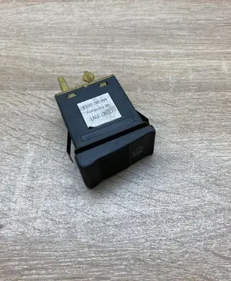 Audi A6 S6 C4 4A Windscreen/window heater switch 4A0941563B