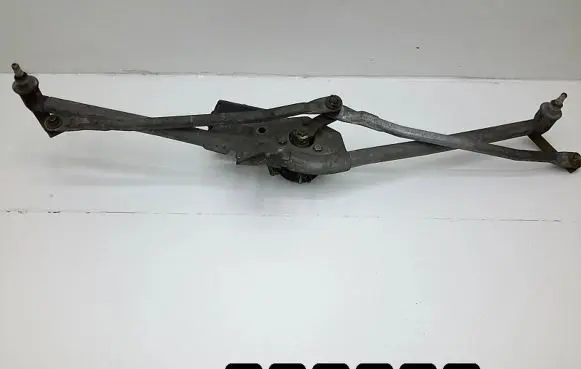 Volkswagen PASSAT B4 Front wiper linkage 357955325a