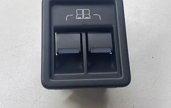 Land Rover Discovery 5 Seat control switch HY3214D340AC 18W113