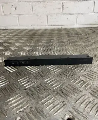 Traction control (ASR) switch