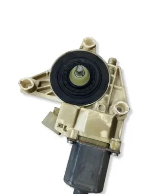 Mercedes-Benz E W212 Rear door window regulator motor A2048200542 961109100 HQFA