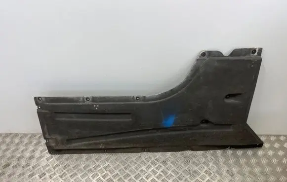 BMW 3 G20 G21 Side bottom protection 7428182