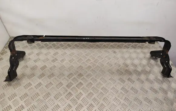 Volvo V40 Radiator mount bracket