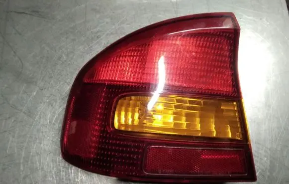 Subaru Legacy Rear/tail lights 2SD935709