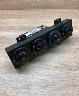 KIA Carnival Climate control unit 0K53A61190