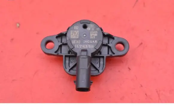 Jaguar XE Sensor FK7214C676AA