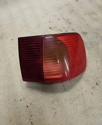 Audi A8 S8 D2 4D Rear/tail lights 292902