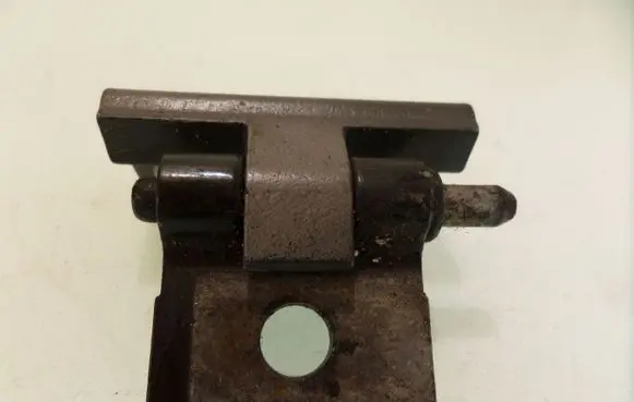 Volvo S80 Rear door upper hinge