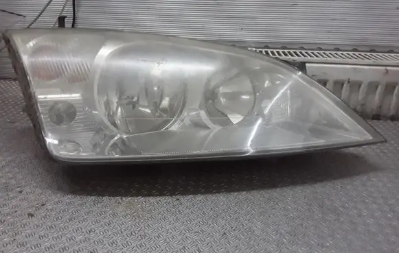 Ford Mondeo Mk III Headlight/headlamp