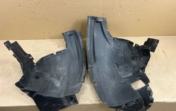 BMW X5 E70 Front wheel arch liner splash guards 7234833 7169413