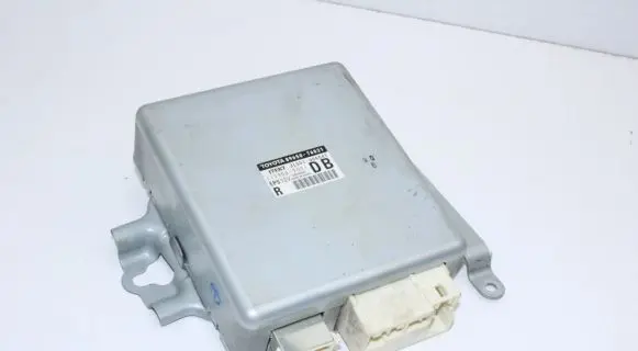 Lexus CT 200H Power steering control unit/module 8965076021