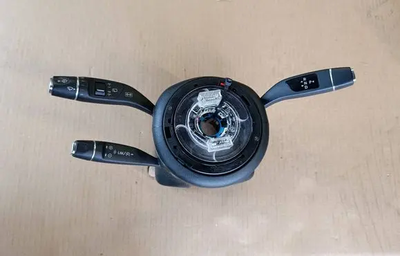 Mercedes-Benz CLS C218 X218 Indicator stalk A2129001520 SW130600