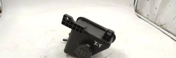 Cadillac CTS Power steering fluid tank/reservoir 25765385