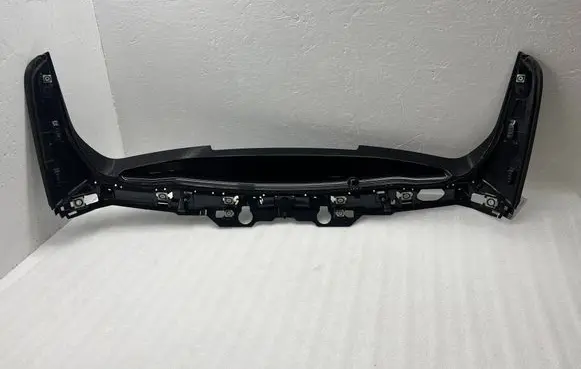BMW 1 F40 Tailgate/trunk spoiler 7456071 8118258 8118257