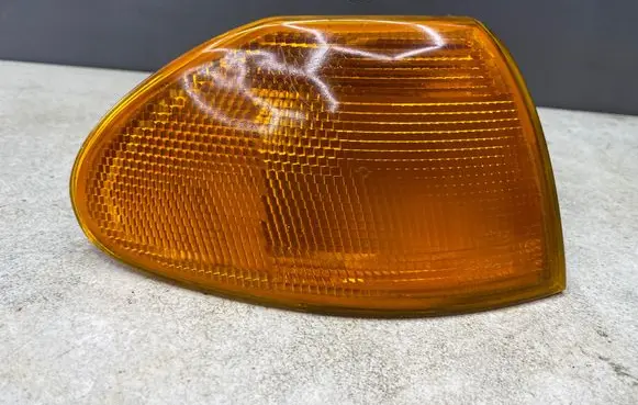 Front indicator light