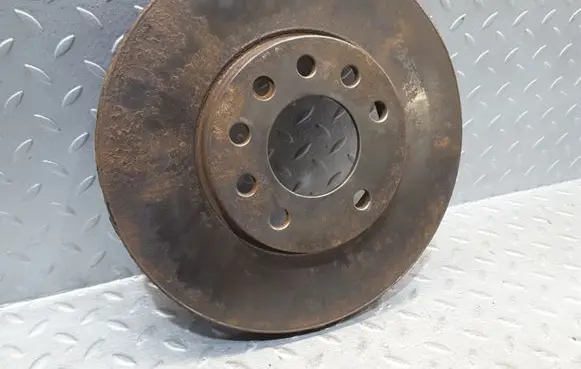 Opel Astra H Front brake disc