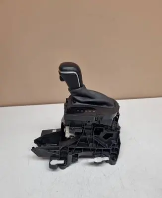 Toyota Yaris XP210 Gear shifter/selector 75G588LHD PA66GF33