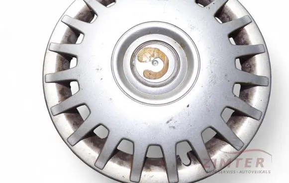 Volkswagen Transporter - Caravelle T4 R15 wheel hub/cap/trim 